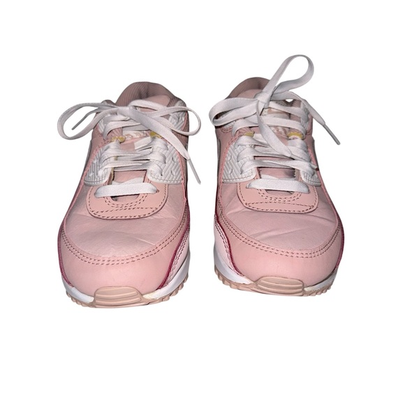 Nike Women’s Air Max 90 ‘Barely Rose’ - Picture 6 of 11